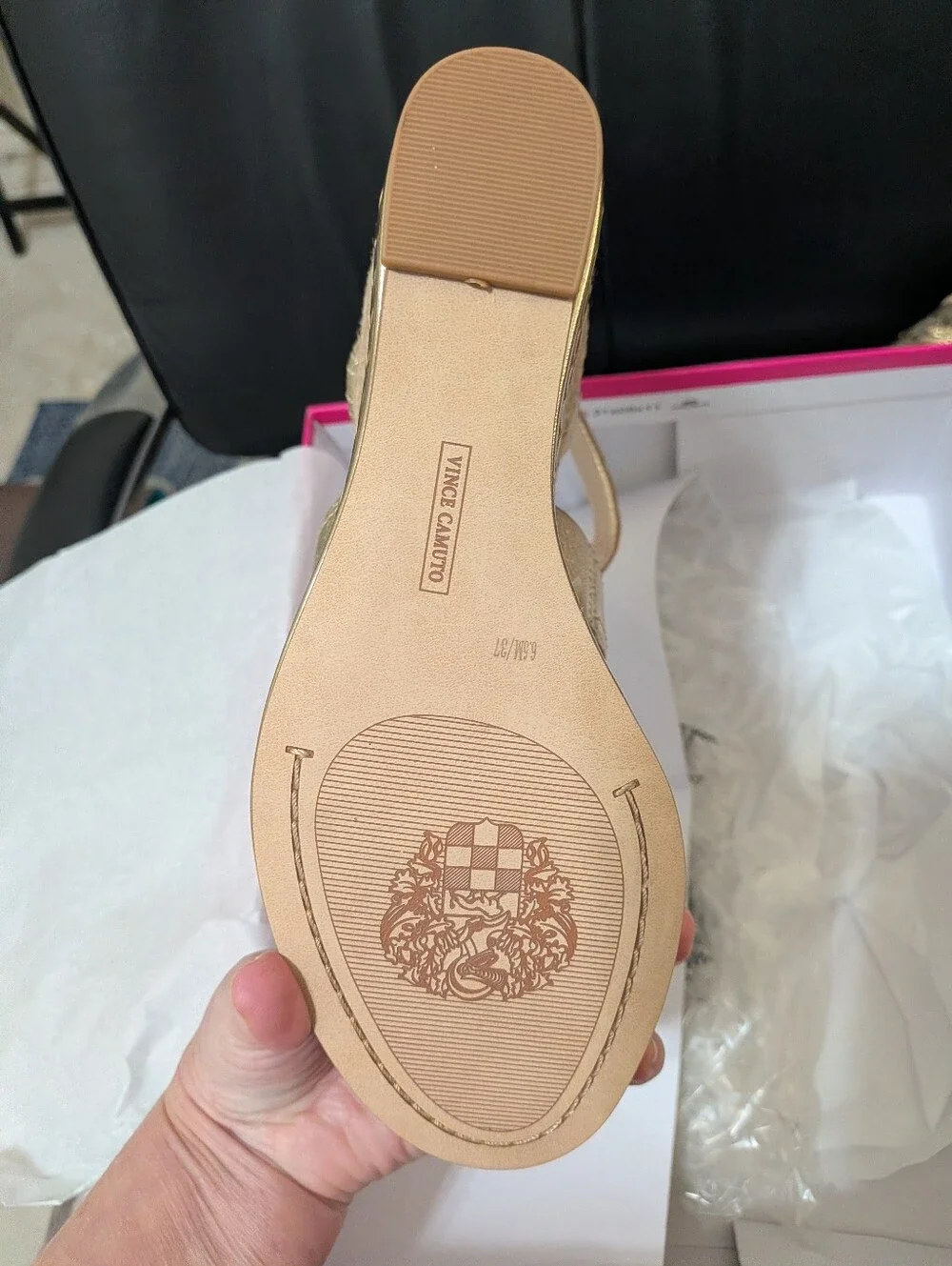 Vince Camuto brand new